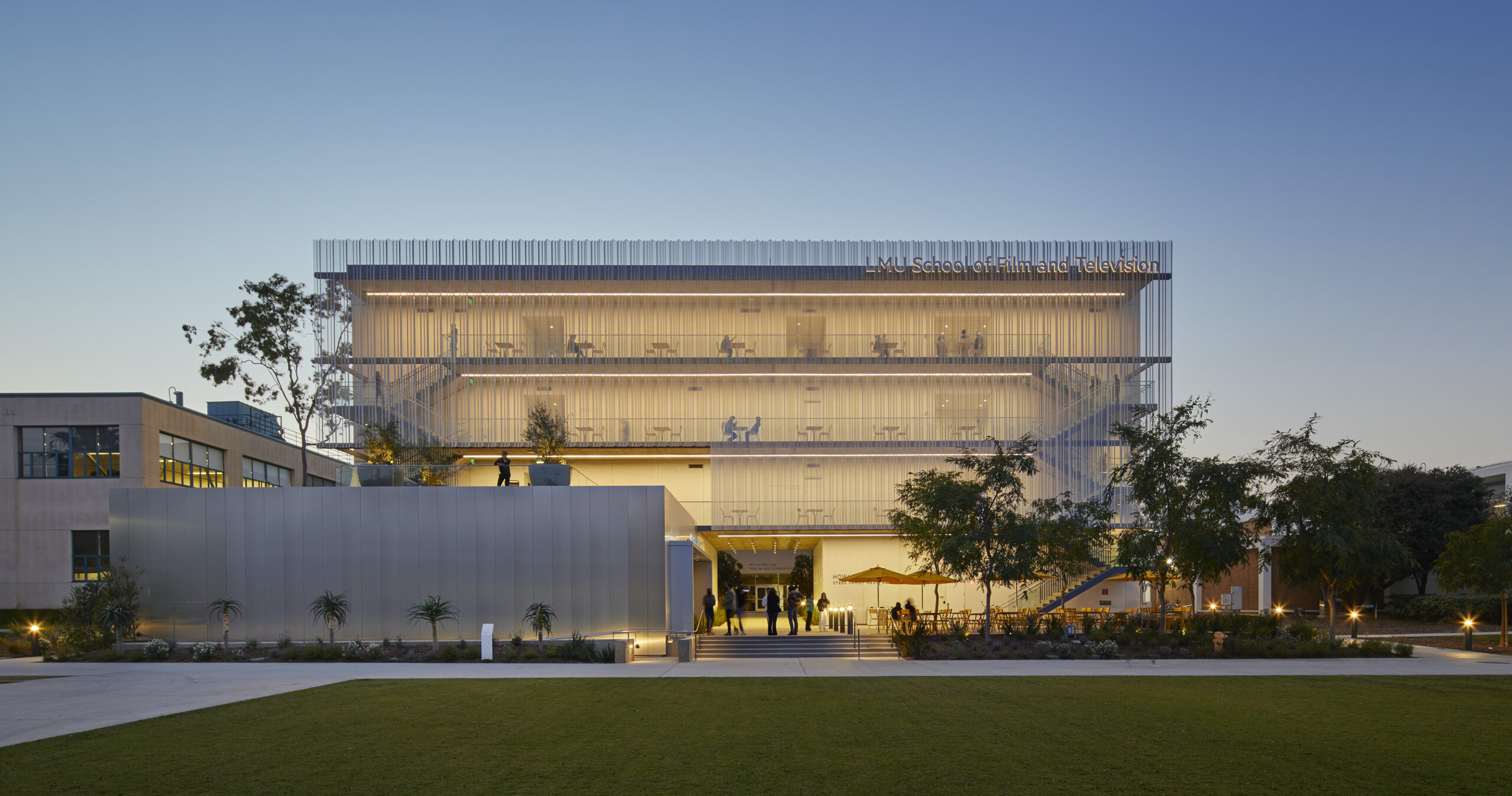 Loyola Marymount University Featured In Interior Design Magazine Som 7096